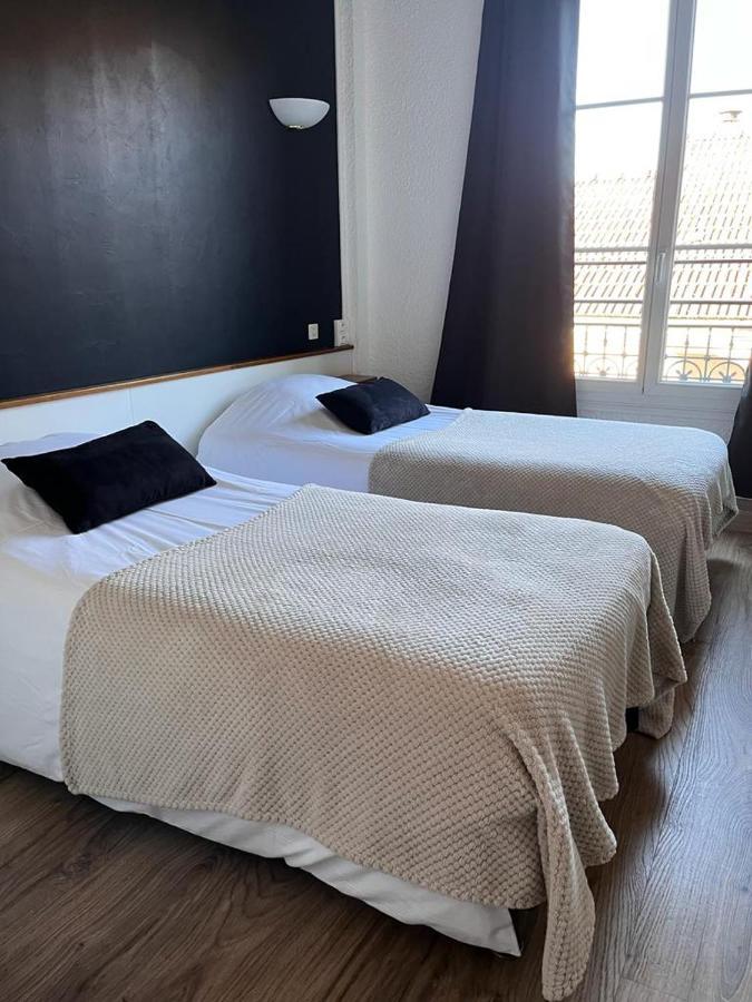Hotel Du Pot D'Etain شالو أو شُمْبانيِ المظهر الخارجي الصورة