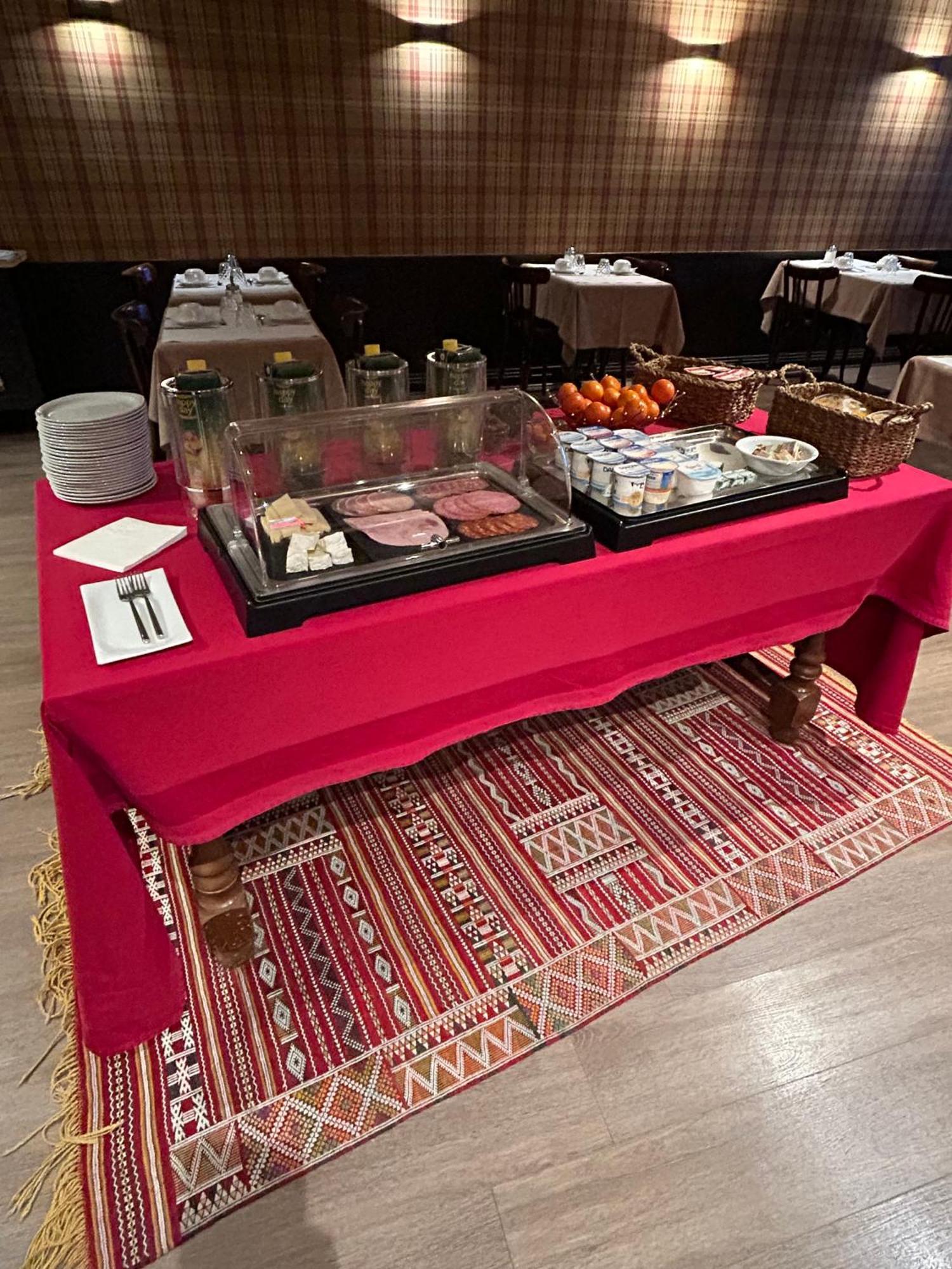 Hotel Du Pot D'Etain شالو أو شُمْبانيِ المظهر الخارجي الصورة